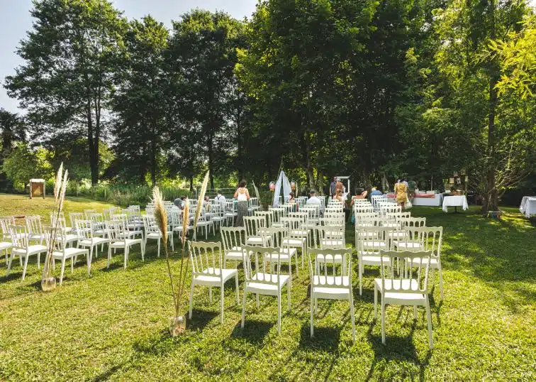 Mariage avec repas à l'extérieur au Pays Basque