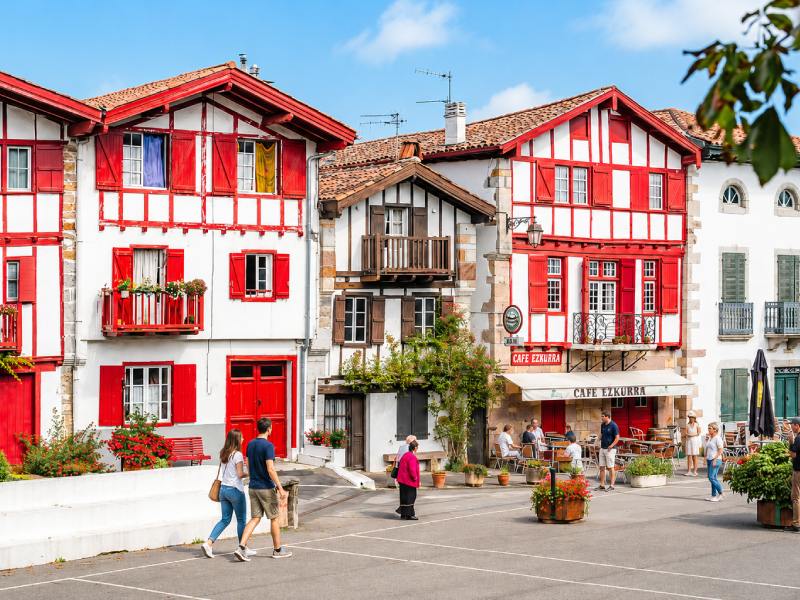 découvrir ainhoa au pays basque